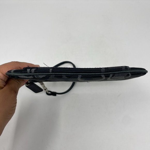 Coach Wristlet - Picture 7 of 16